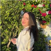 Soy psicóloga especialista en atención temprana. Tengo experiencia con niños, siendo niñera y también por mis prácticas de estudio